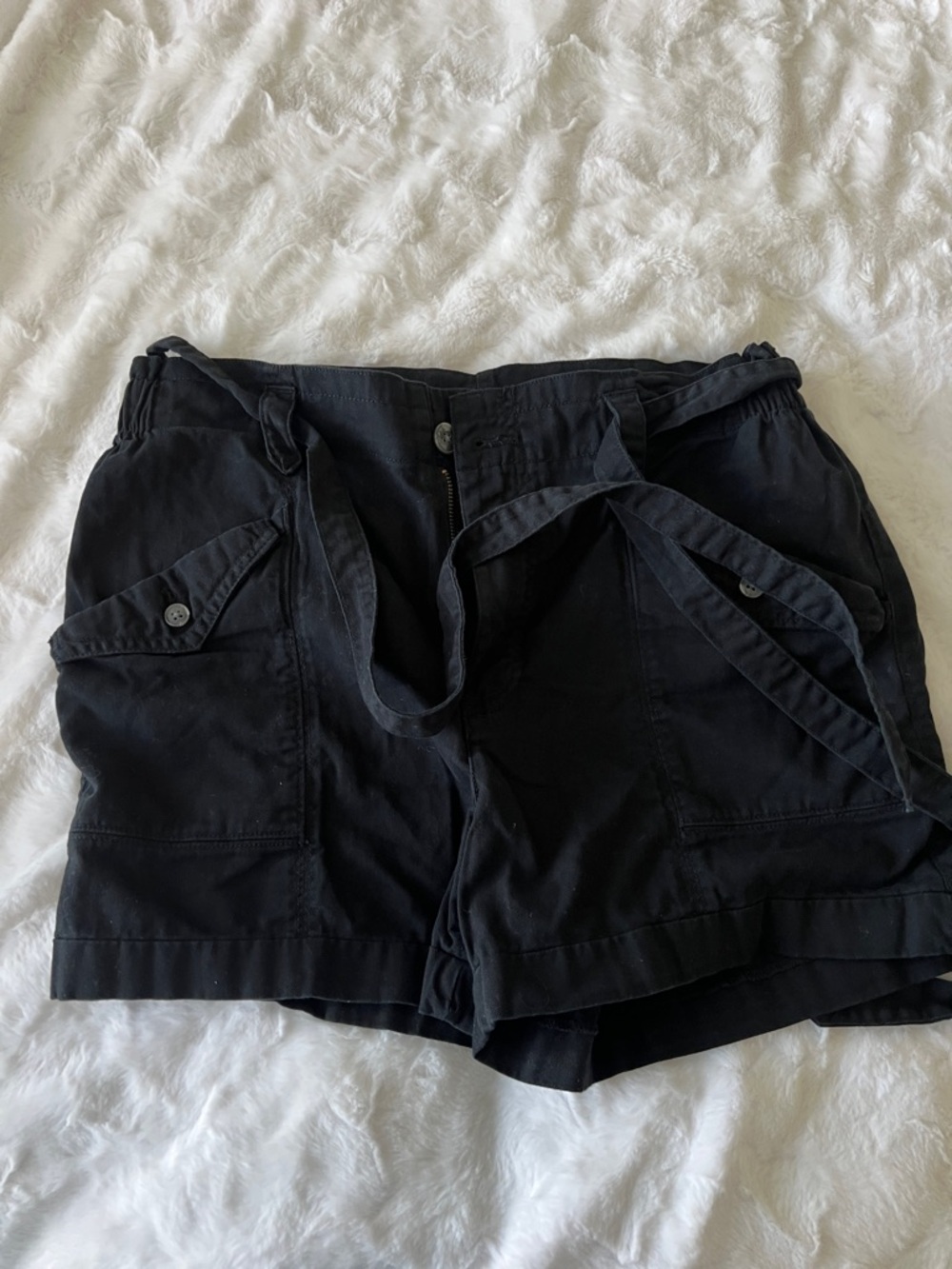 Old navy Women's Black Cargo Tie-Waist Shorts